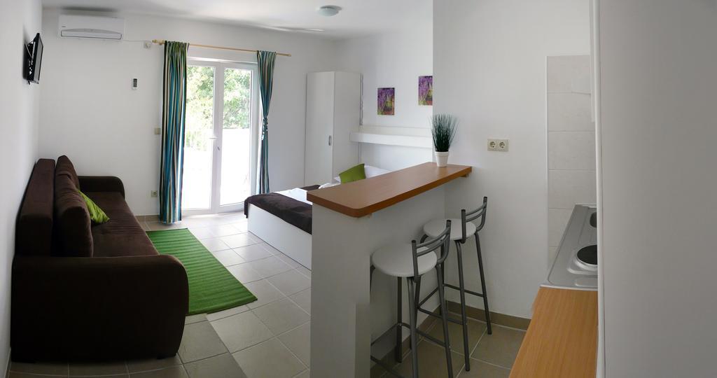 Apartment Luna Дрвеник Экстерьер фото