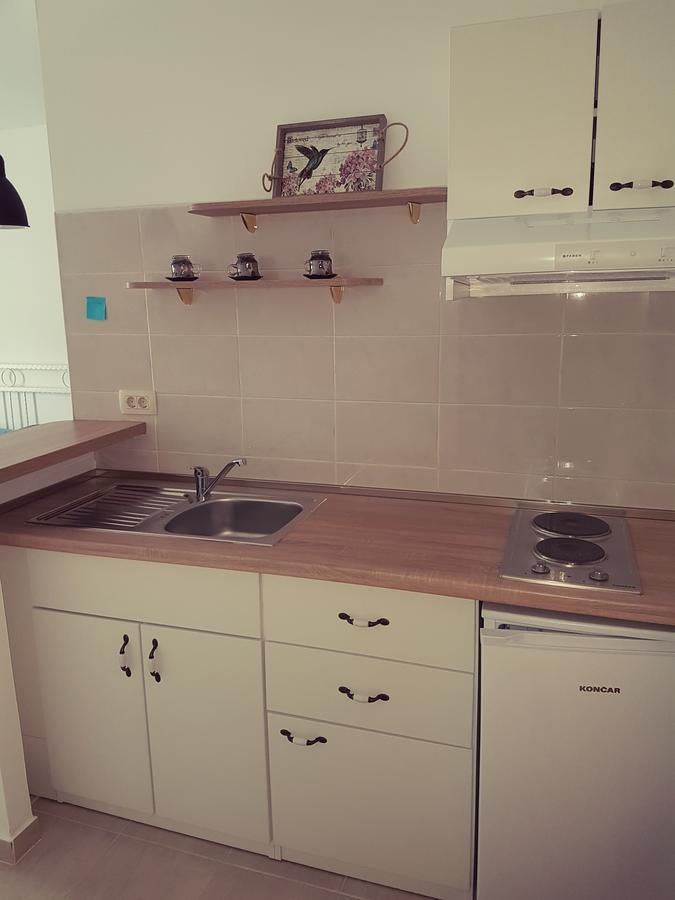 Apartment Luna Дрвеник Экстерьер фото