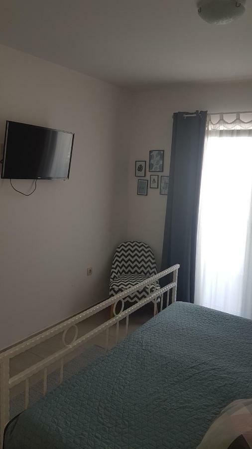 Apartment Luna Дрвеник Экстерьер фото